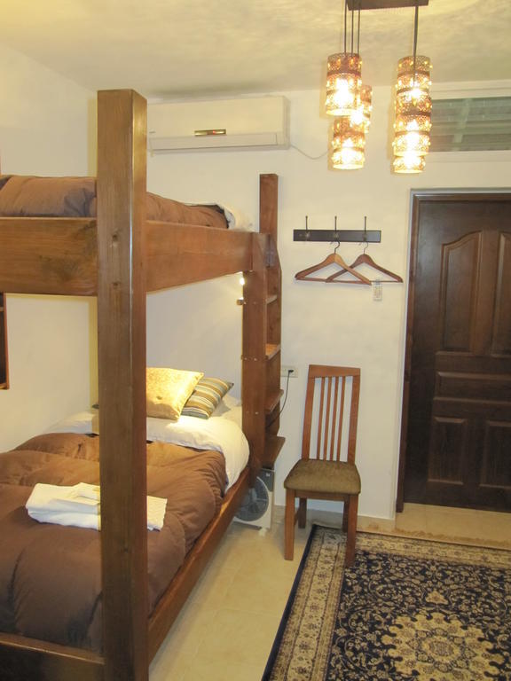 Abu Ghaush Jerusalem Hills Inn الغرفة الصورة