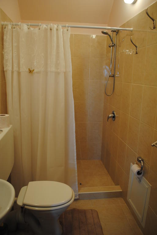 Abu Ghaush Jerusalem Hills Inn الغرفة الصورة