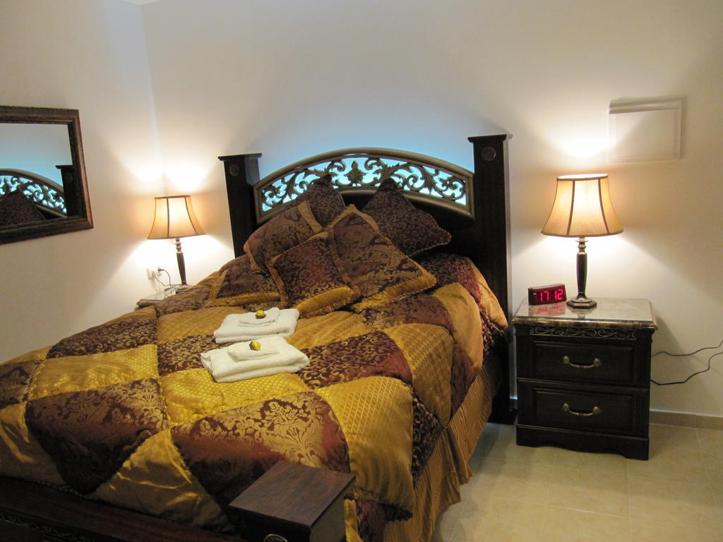 Abu Ghaush Jerusalem Hills Inn الغرفة الصورة